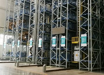 智能庫貨架生產(chǎn)廠家批發(fā)價格受哪些因素影響？【易達貨架】