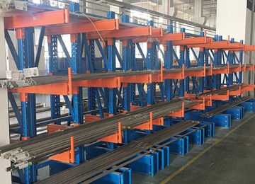 柱子可以擺貨架上嗎？廣東工廠二層貨架訂做廠家解析【易達貨架】