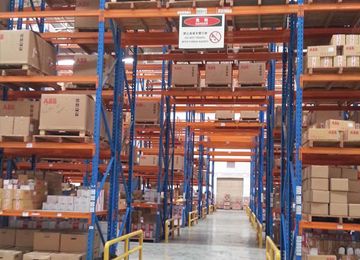 福州平潭縣倉儲貨架橫梁下?lián)隙取疽走_貨架】