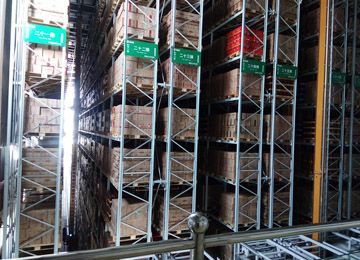 鋁業(yè)自動(dòng)化立庫(kù)造價(jià)高嗎？柳州物流倉(cāng)儲(chǔ)貨架公司解析【易達(dá)貨架】