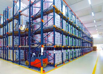 8米高的冷庫貨架有哪些類型？冷庫高層貨架廠解析【易達貨架】