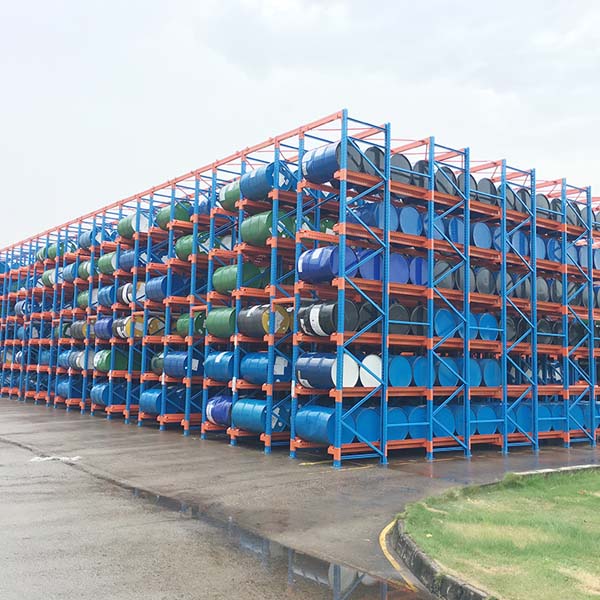 在室外重型貨架